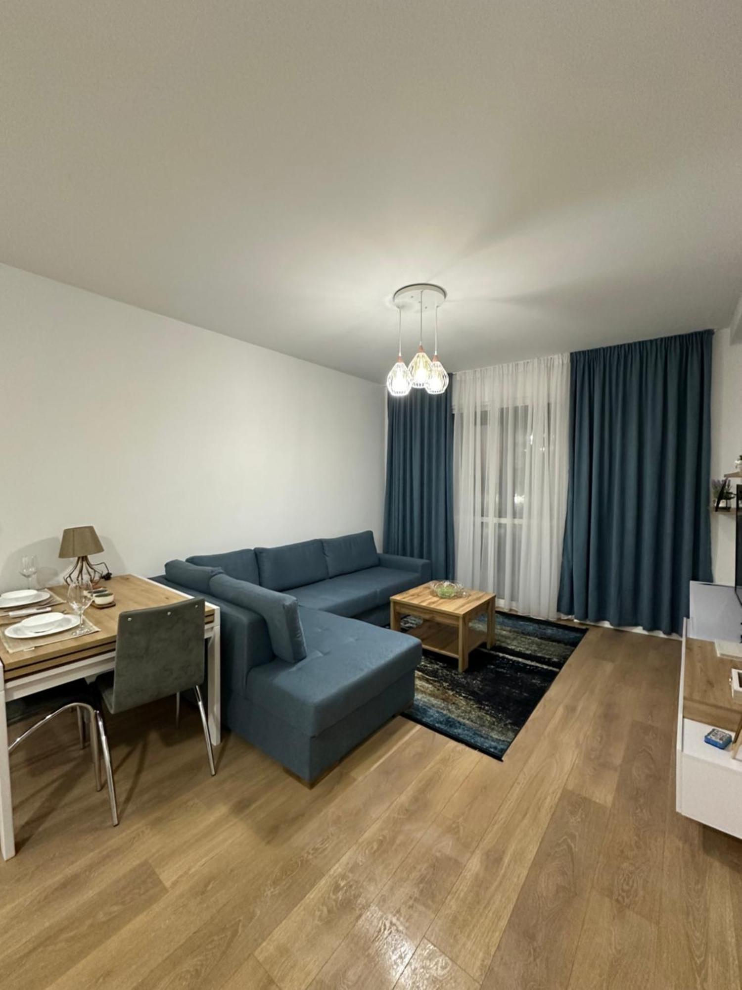 Xhm 1 Apartment